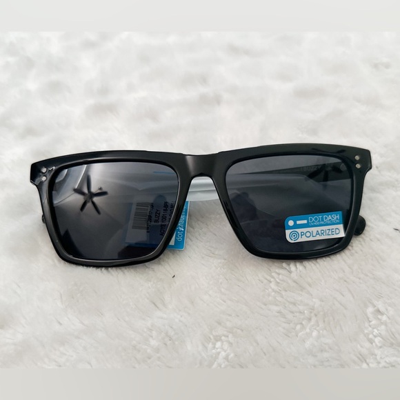 NWT- DOT DASH By Billabong BUZZY Sunglasses Polarized - BLACK GLOSS / GREY POLAR - Picture 6 of 9